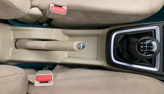 2018 Maruti Dzire ZDI, Diesel, Manual, 1,28,971 km, Gear Lever