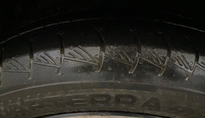2021 Hyundai ALCAZAR PLATINUM 2.0 MT 7STR, Petrol, Manual, 38,444 km, Left Front Tyre Tread