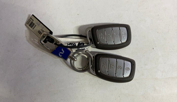 2021 Hyundai ALCAZAR PLATINUM 2.0 MT 7STR, Petrol, Manual, 38,444 km, Key Close Up