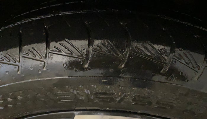 2021 Hyundai ALCAZAR PLATINUM 2.0 MT 7STR, Petrol, Manual, 38,444 km, Right Front Tyre Tread