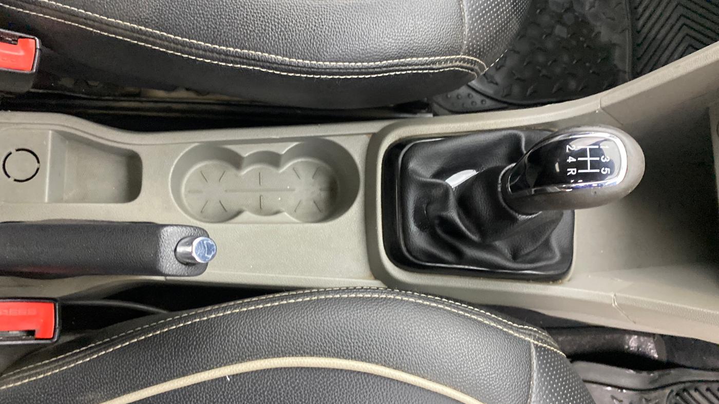 2018 Tata Tiago XZ PETROL, Petrol, Manual, 97,320 km, Gear Lever
