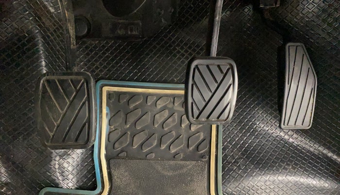 2021 Maruti New Wagon-R VXI 1.0, Petrol, Manual, 58,707 km, Pedals