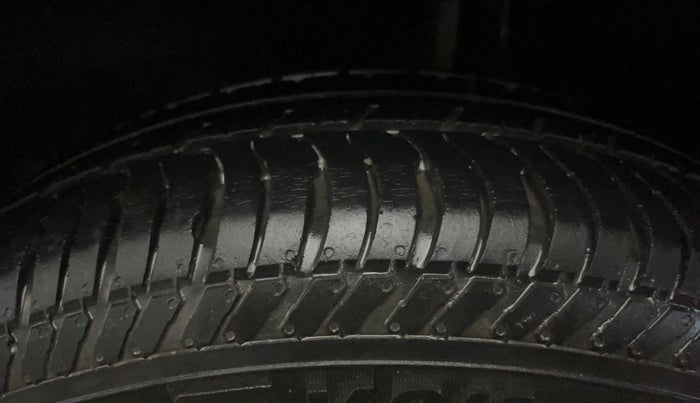 2020 Ford Ecosport TITANIUM 1.5L PETROL, Petrol, Manual, 37,927 km, Left Rear Tyre Tread