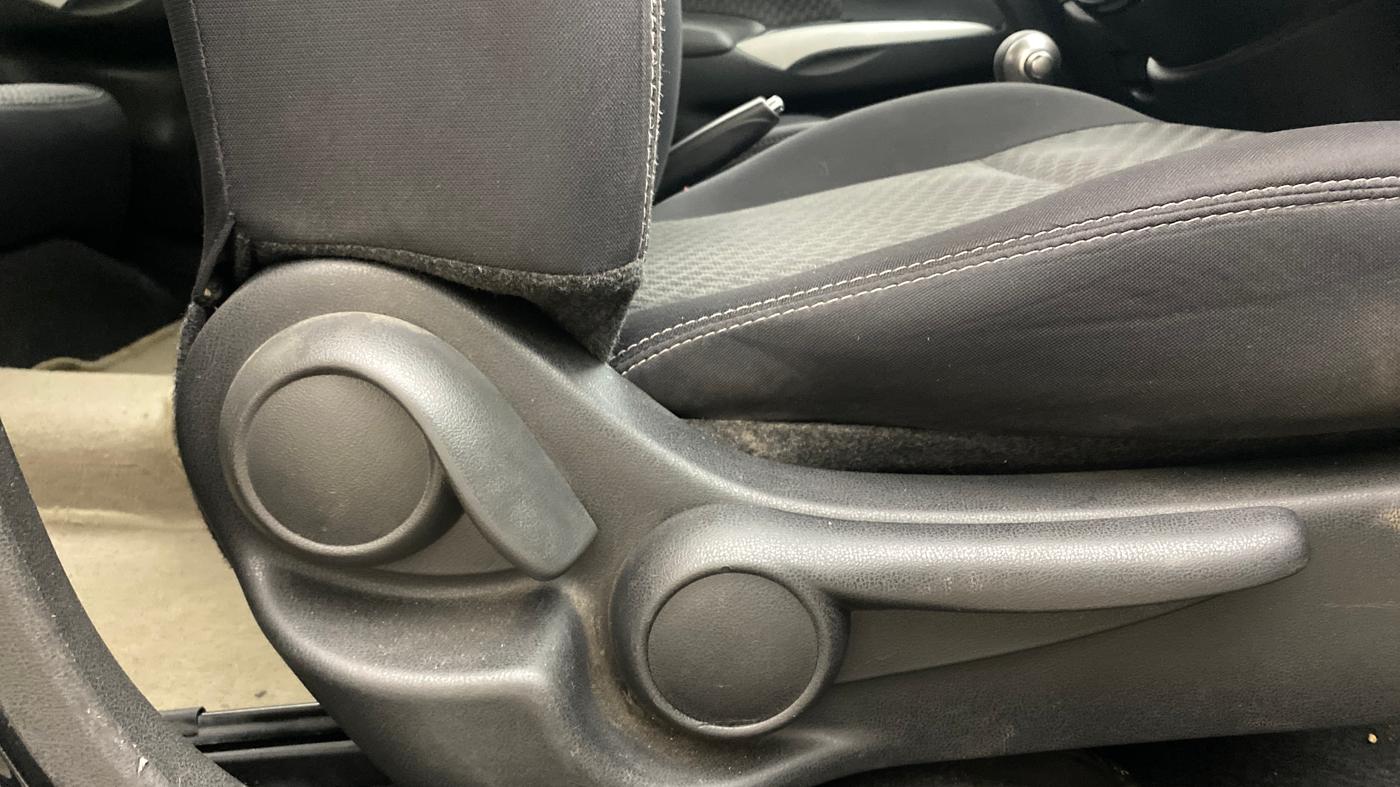 2019 Nissan Sunny XV CVT, Petrol, Automatic, 64,784 km, Driver Side Adjustment Panel