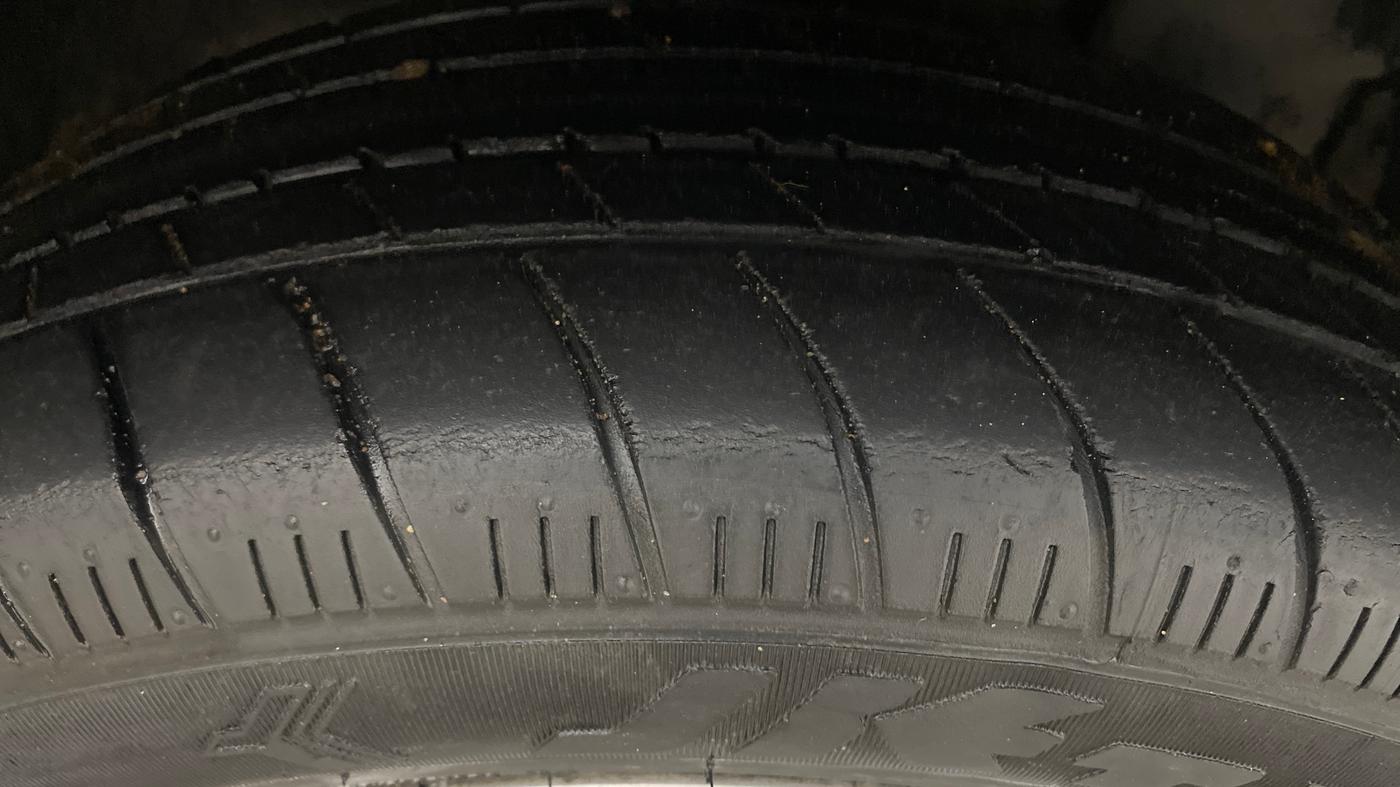 2019 Nissan Sunny XV CVT, Petrol, Automatic, 64,784 km, Right Front Tyre Tread
