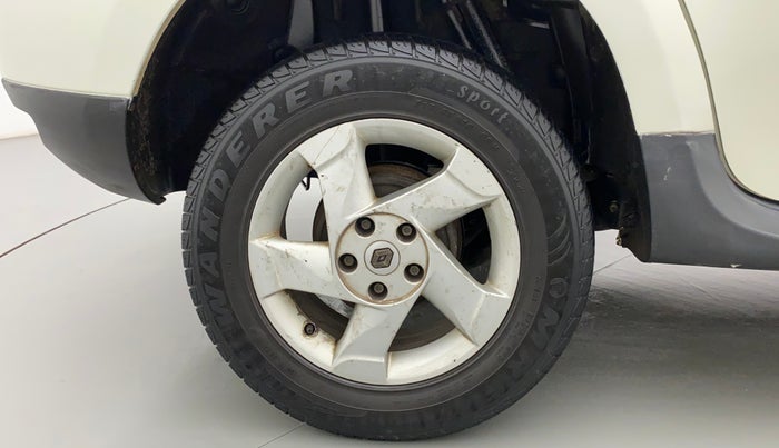 2015 Renault Duster 85 PS RXL DIESEL (OPT), Diesel, Manual, 63,550 km, Right Rear Wheel