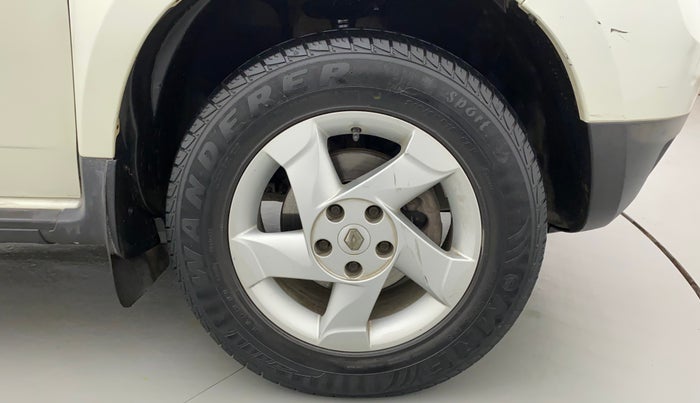 2015 Renault Duster 85 PS RXL DIESEL (OPT), Diesel, Manual, 63,550 km, Right Front Wheel