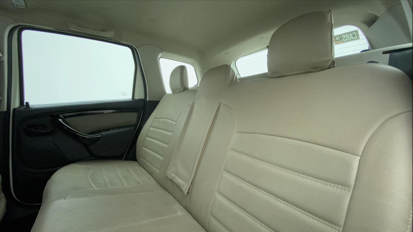 2015 Renault Duster 85 PS RXL DIESEL (OPT), Diesel, Manual, 63,550 km, Right Side Rear Door Cabin