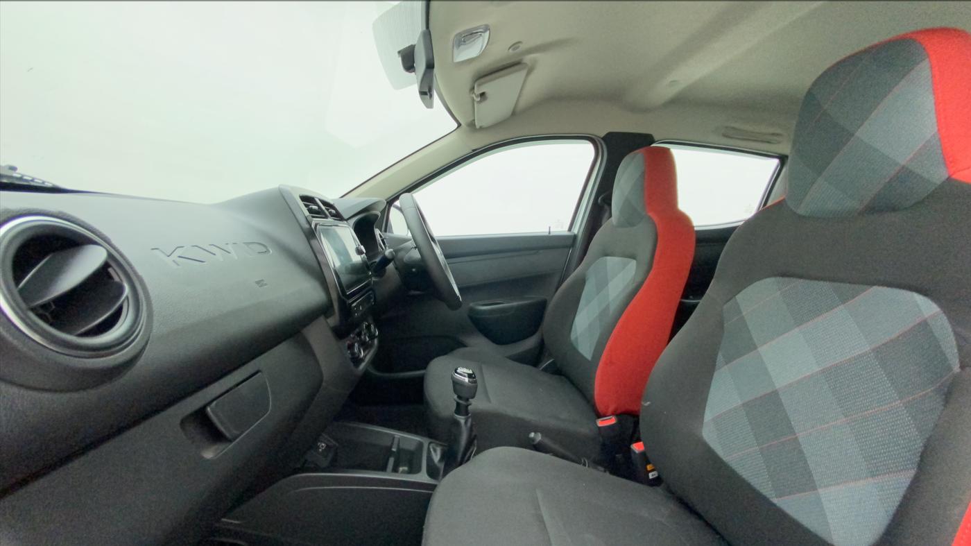 2023 Renault Kwid RXT 1.0, Petrol, Manual, 2,559 km, Right Side Front Door Cabin