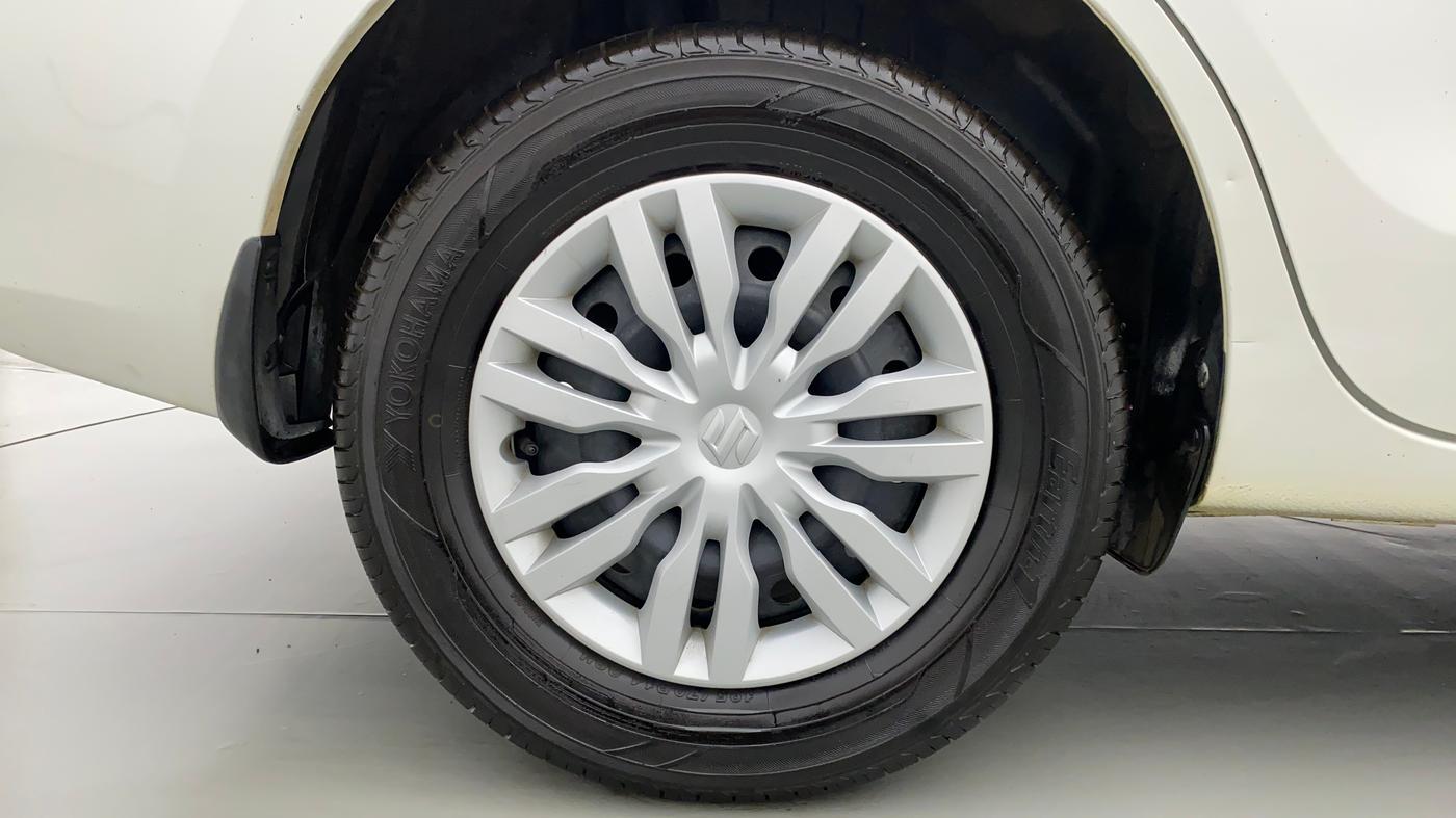 2017 Maruti Dzire VXI, Petrol, Manual, 26,429 km, Right Rear Wheel