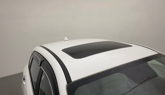 2021 Hyundai NEW I20 ASTA (O) 1.2 MT, Petrol, Manual, 17,708 km, Roof