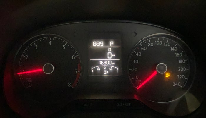 2017 Volkswagen Vento HIGHLINE PETROL AT, Petrol, Automatic, 76,300 km, Odometer Image