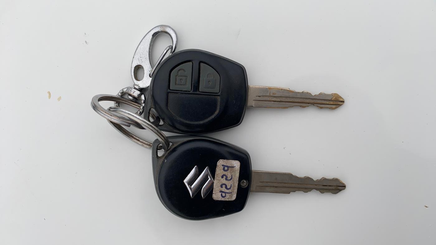 2018 Maruti Wagon R 1.0 VXI, Petrol, Manual, 67,895 km, Key Close Up