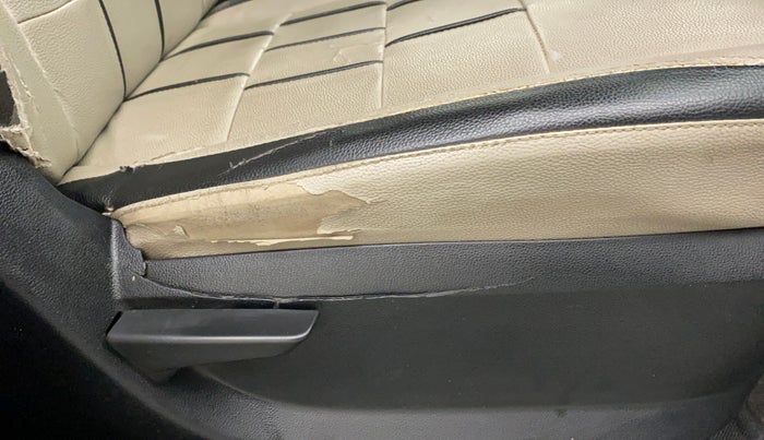 2018 Mahindra KUV 100 NXT K2 D 6S, Diesel, Manual, 74,808 km, Driver Side Adjustment Panel