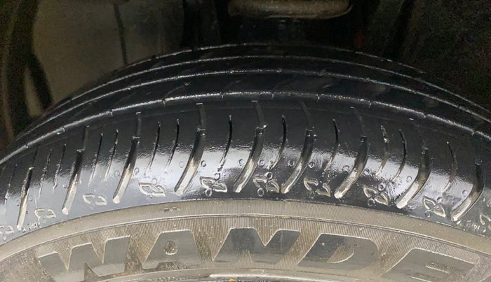 2025 Nissan MAGNITE Visia EZ-Shift, Petrol, Automatic, 7,081 km, Left Front Tyre Tread