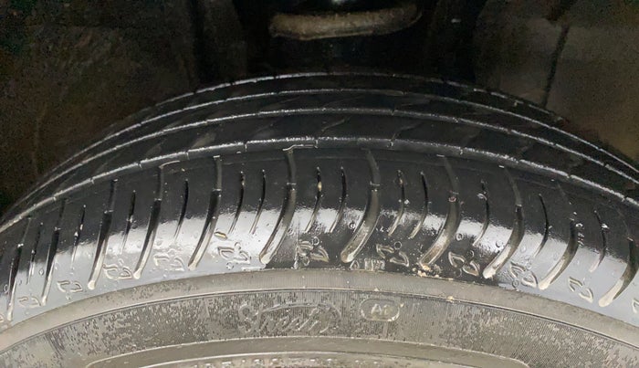 2025 Nissan MAGNITE Visia EZ-Shift, Petrol, Automatic, 7,081 km, Right Front Tyre Tread