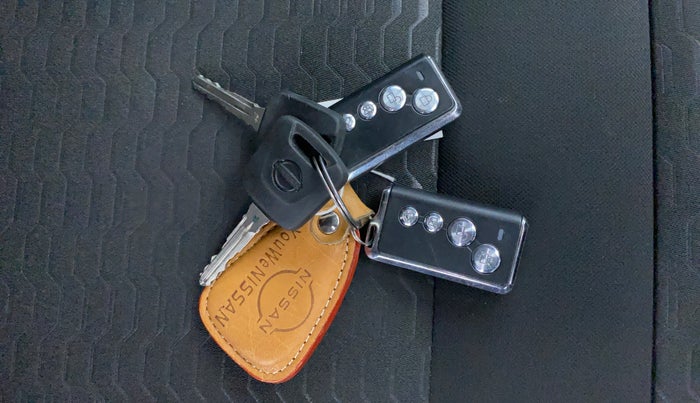 2025 Nissan MAGNITE Visia EZ-Shift, Petrol, Automatic, 7,081 km, Key Close Up