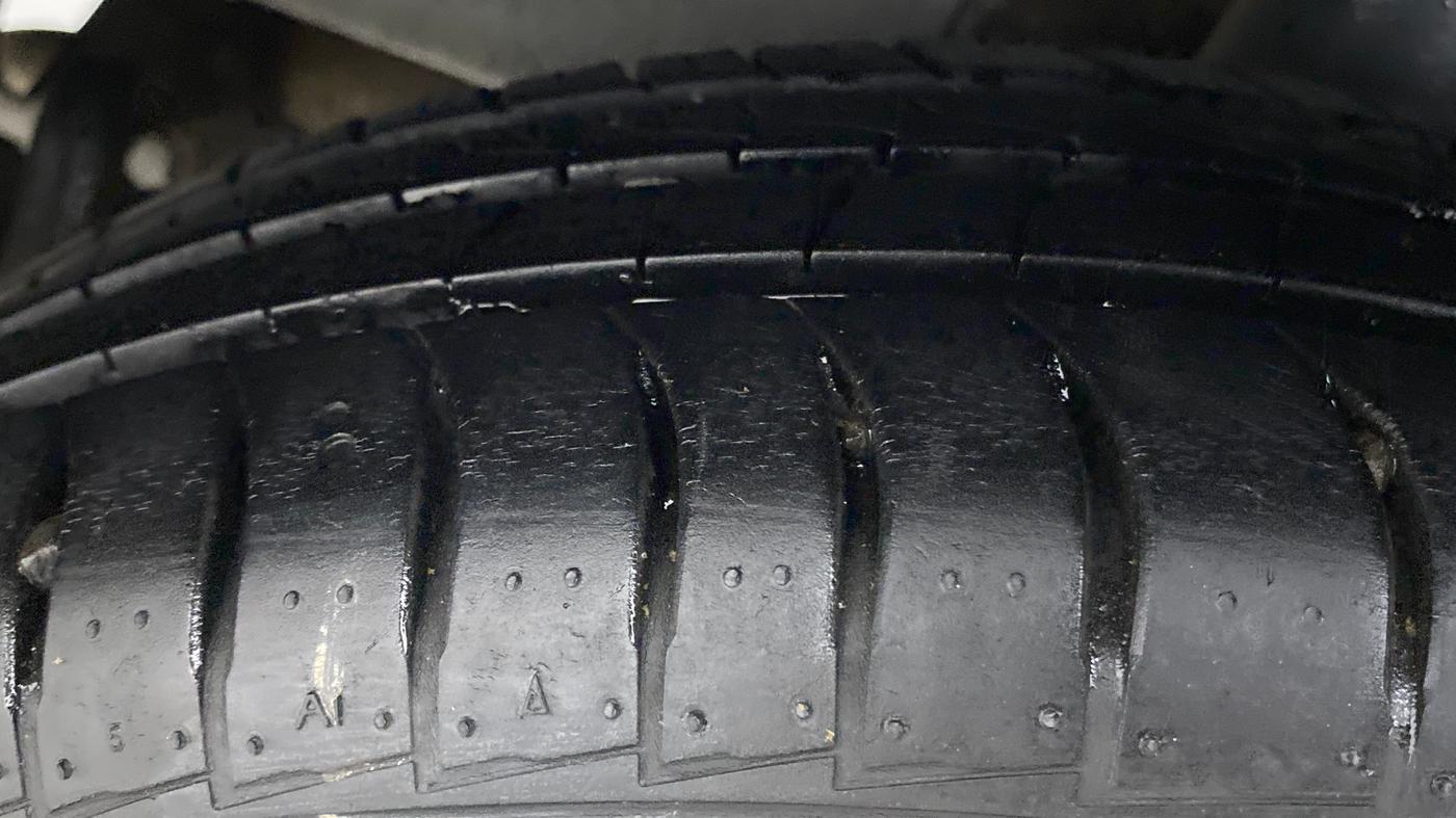 2019 Hyundai NEW SANTRO SPORTZ 1.1, Petrol, Manual, 30,327 km, Right Rear Tyre Tread