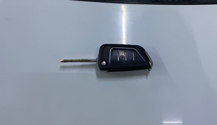 2016 Maruti Wagon R 1.0 LXI CNG, CNG, Manual, 75,076 km, Key Close Up