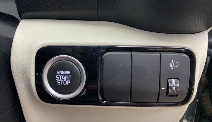 2020 KIA SONET HTX 1.0 IMT, Petrol, Manual, 17,370 km, Keyless Start/ Stop Button