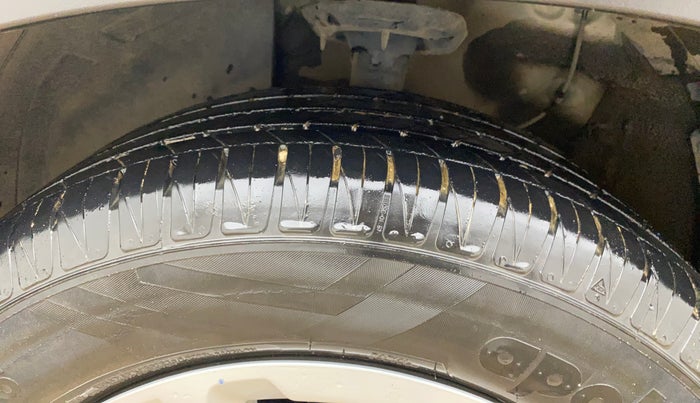 2020 KIA SONET HTX 1.0 IMT, Petrol, Manual, 17,370 km, Left Front Tyre Tread