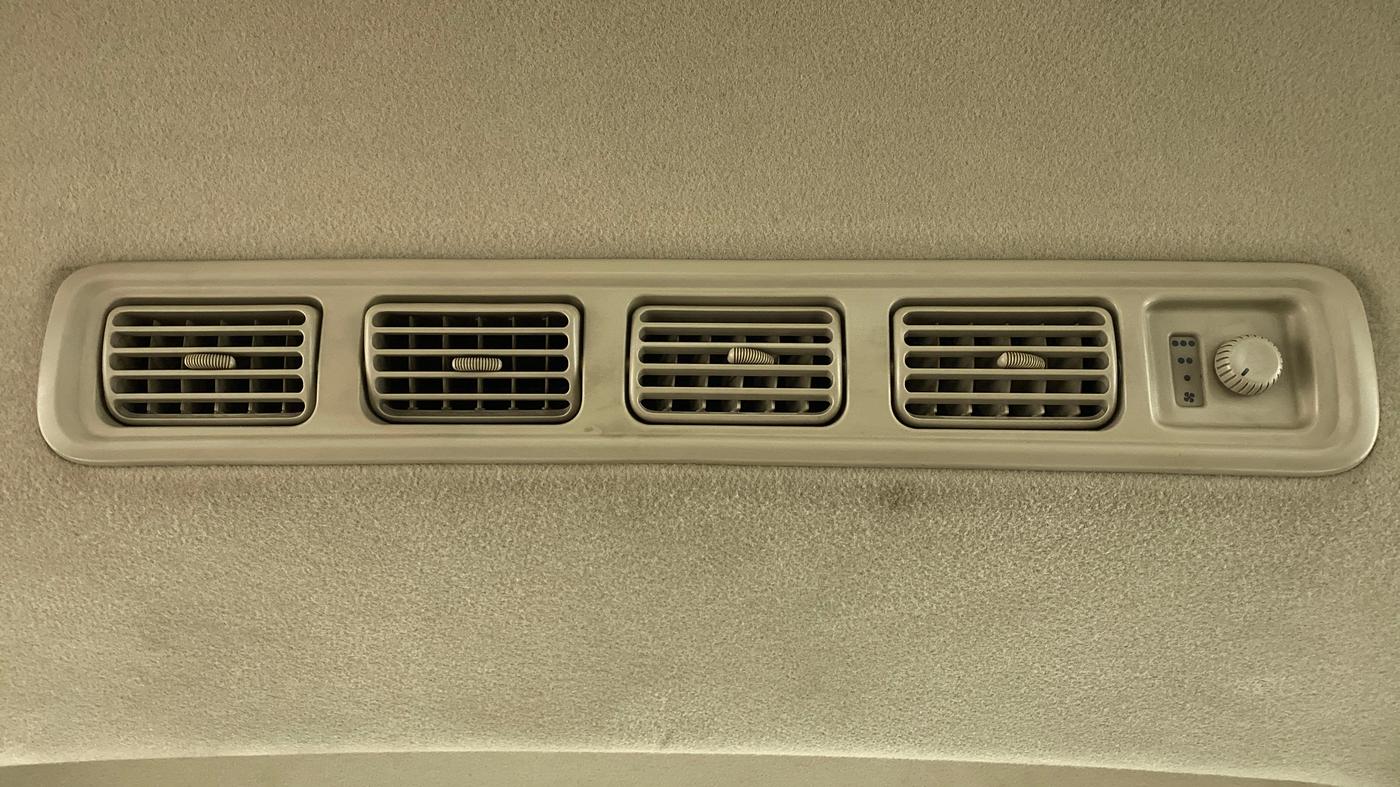 2014 Maruti Ertiga VXI, Petrol, Manual, 47,004 km, Rear AC Vents