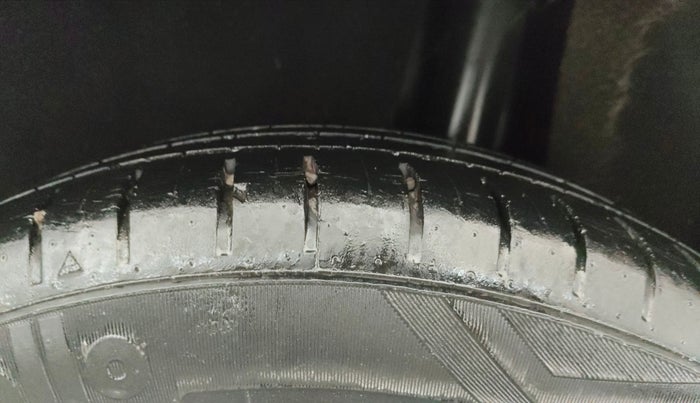 2020 Toyota Glanza G, Petrol, Manual, 42,154 km, Left Rear Tyre Tread