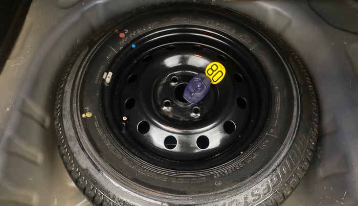 2018 Maruti Dzire ZDI PLUS, Diesel, Manual, 1,04,944 km, Spare Tyre