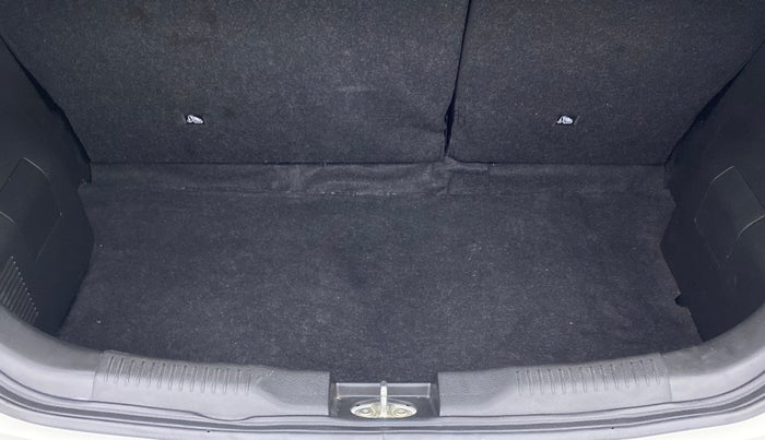 2018 Maruti IGNIS DELTA 1.2 K12 AMT, Petrol, Automatic, 23,717 km, Boot Inside