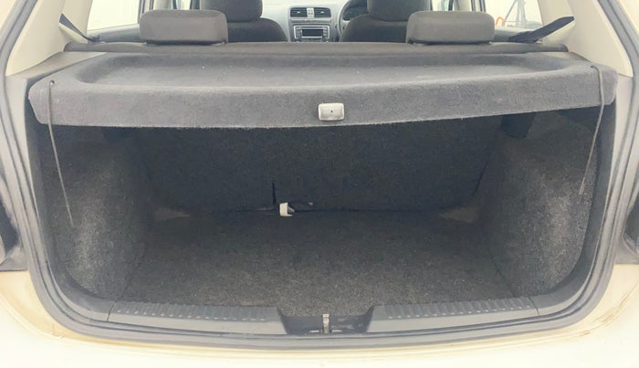 2020 Volkswagen Polo COMFORTLINE PLUS 1.0L MPI, Petrol, Manual, 86,105 km, Boot Inside