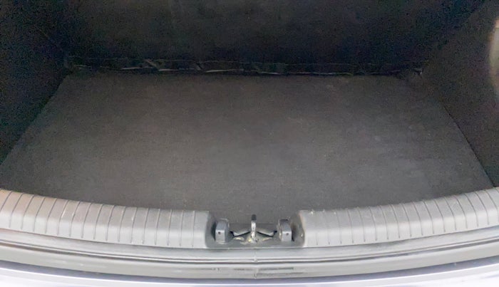 2019 Hyundai Grand i10 ASTA 1.2 KAPPA VTVT, Petrol, Manual, Boot Inside