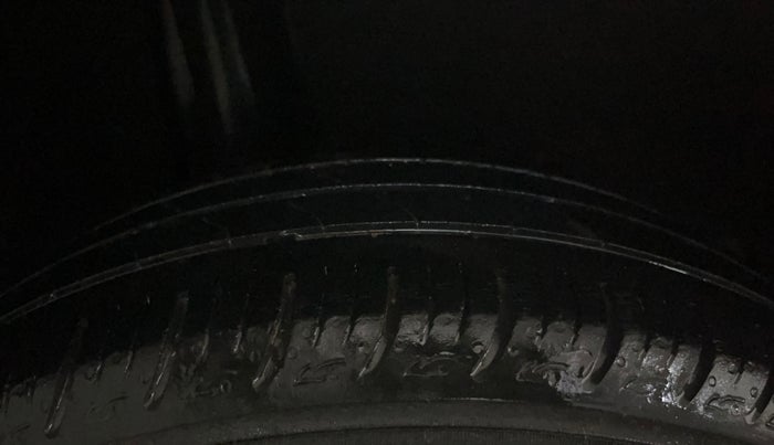 2021 Maruti Baleno SIGMA PETROL 1.2, CNG, Manual, 83,063 km, Right Rear Tyre Tread