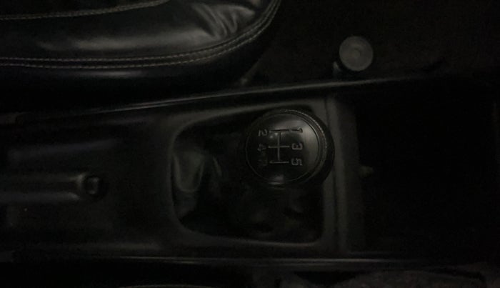 2021 Maruti Baleno SIGMA PETROL 1.2, CNG, Manual, 83,063 km, Gear Lever