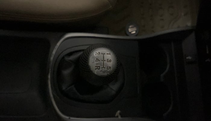 2019 Honda City 1.5L I-VTEC V MT, Petrol, Manual, 31,303 km, Gear Lever