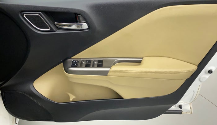 2017 Honda City ZX CVT, Petrol, Automatic, 41,368 km, Driver Side Door Panels Control