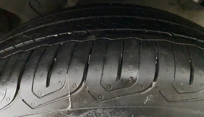 2017 Honda City ZX CVT, Petrol, Automatic, 41,368 km, Left Rear Tyre Tread