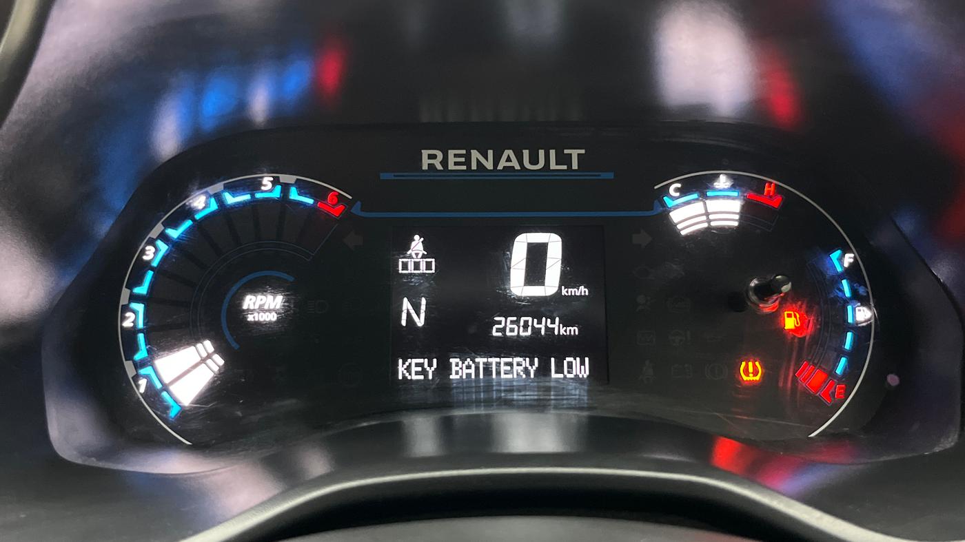 2024 Renault Kiger RXT AMT, Petrol, Automatic, 26,043 km, Odometer Image