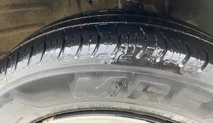 2022 Maruti New Wagon-R VXI CNG 1.0, CNG, Manual, 30,775 km, Right Front Tyre Tread