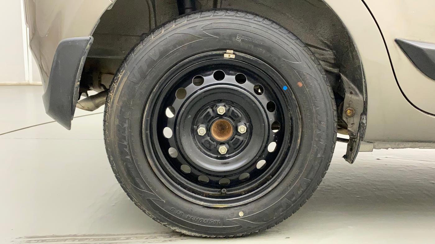 2020 Maruti New Wagon-R VXI 1.2, Petrol, Manual, 30,400 km, Right Rear Wheel