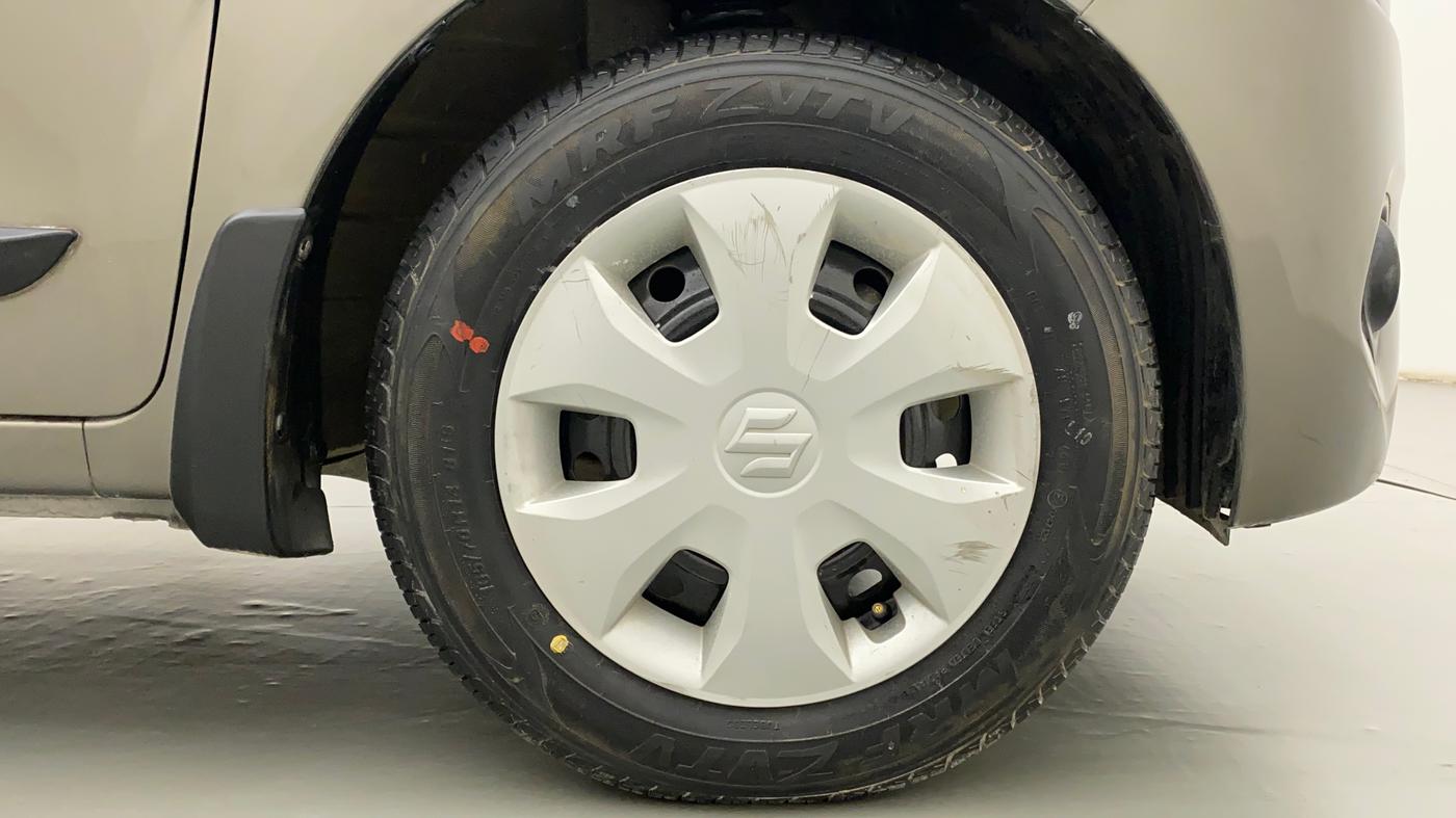 2020 Maruti New Wagon-R VXI 1.2, Petrol, Manual, 30,400 km, Right Front Wheel