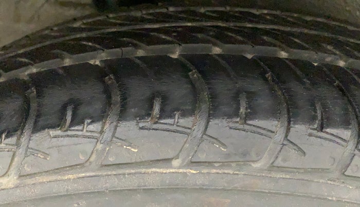 2020 Maruti New Wagon-R VXI 1.2, Petrol, Manual, 30,400 km, Right Rear Tyre Tread