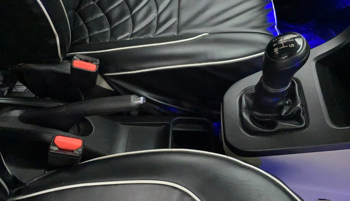2020 Maruti New Wagon-R VXI 1.2, Petrol, Manual, 30,400 km, Gear Lever