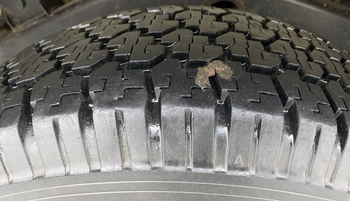 2017 Mahindra Bolero Power+ ZLX, Diesel, Manual, 21,778 km, Left Rear Tyre Tread