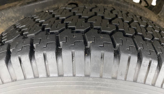 2017 Mahindra Bolero Power+ ZLX, Diesel, Manual, 21,778 km, Right Rear Tyre Tread