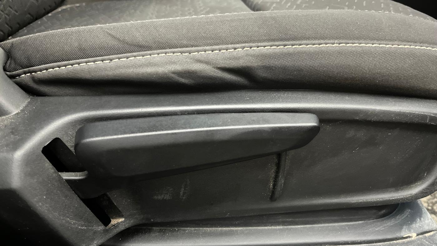 2023 Tata ALTROZ XZ Plus Sunroof i-Turbo , Petrol, Manual, 53,719 km, Driver Side Adjustment Panel