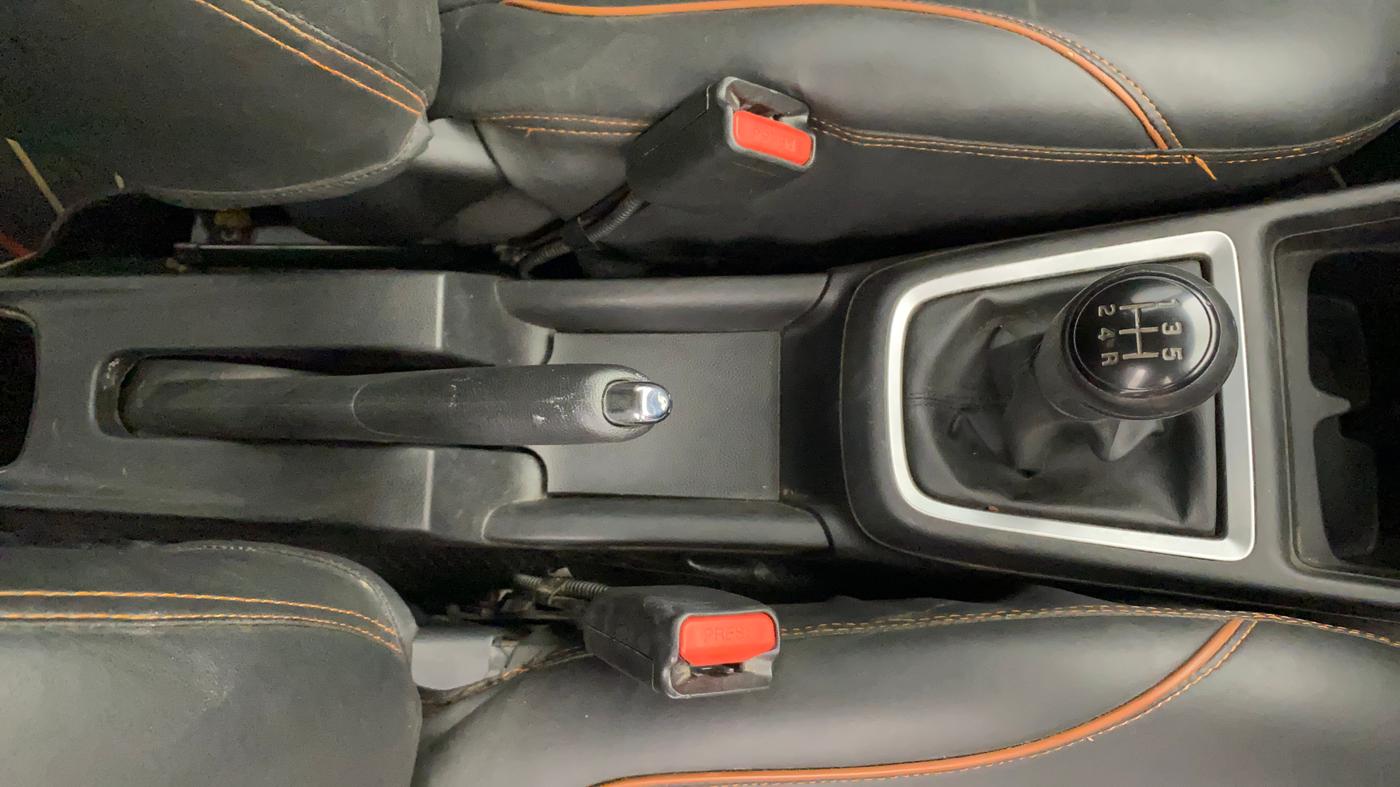2022 Maruti Swift VXI, Petrol, Manual, 40,862 km, Gear Lever