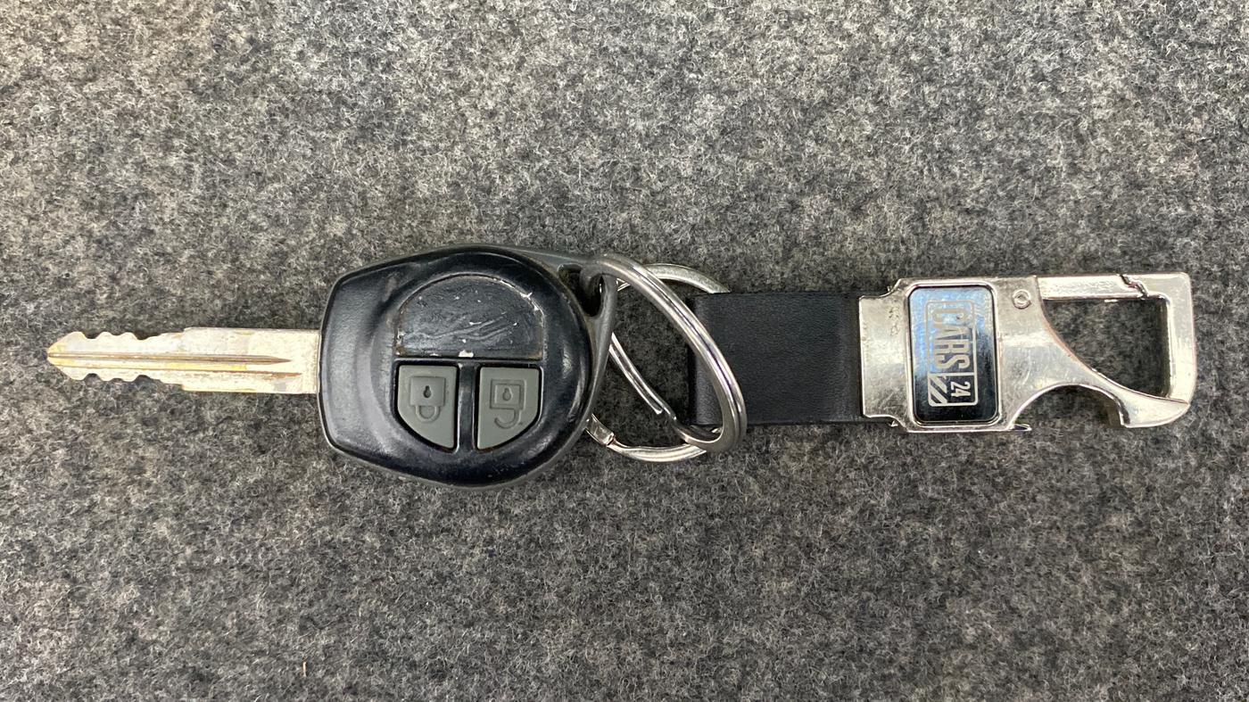 2018 Maruti Alto K10 VXI (O), Petrol, Manual, 32,278 km, Key Close Up