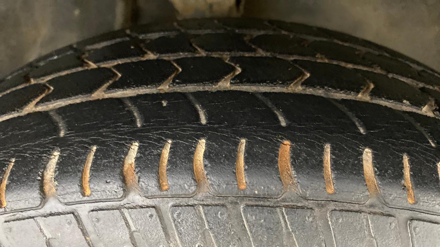 2018 Maruti Alto K10 VXI (O), Petrol, Manual, 32,278 km, Right Front Tyre Tread