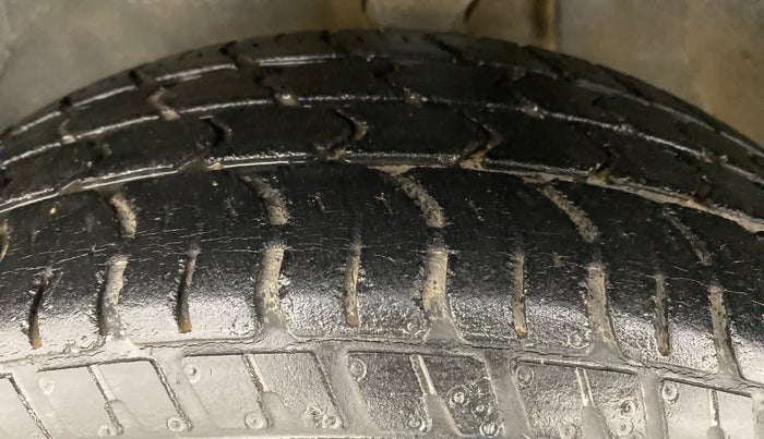 2018 Maruti Alto K10 VXI (O), Petrol, Manual, 32,278 km, Left Front Tyre Tread