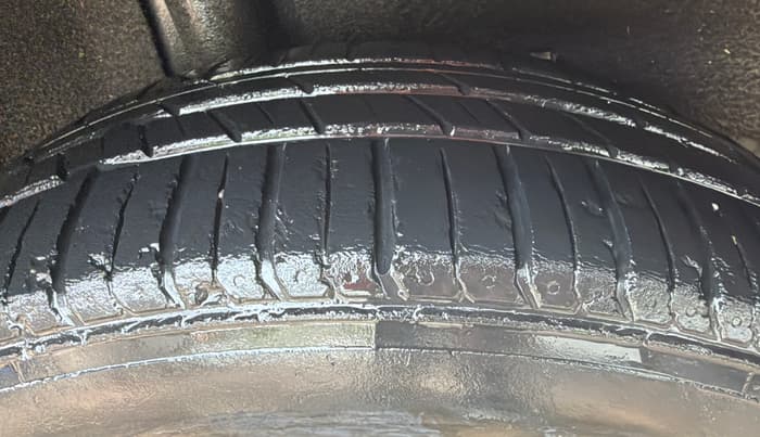 2019 Maruti Baleno DELTA PETROL 1.2, Petrol, Manual, 45,327 km, Right Rear Tyre Tread